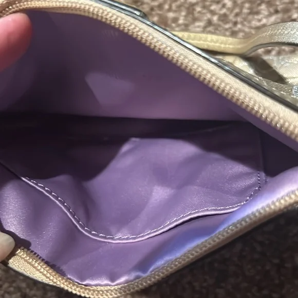 Coach wristlet - Picture 5 of 6